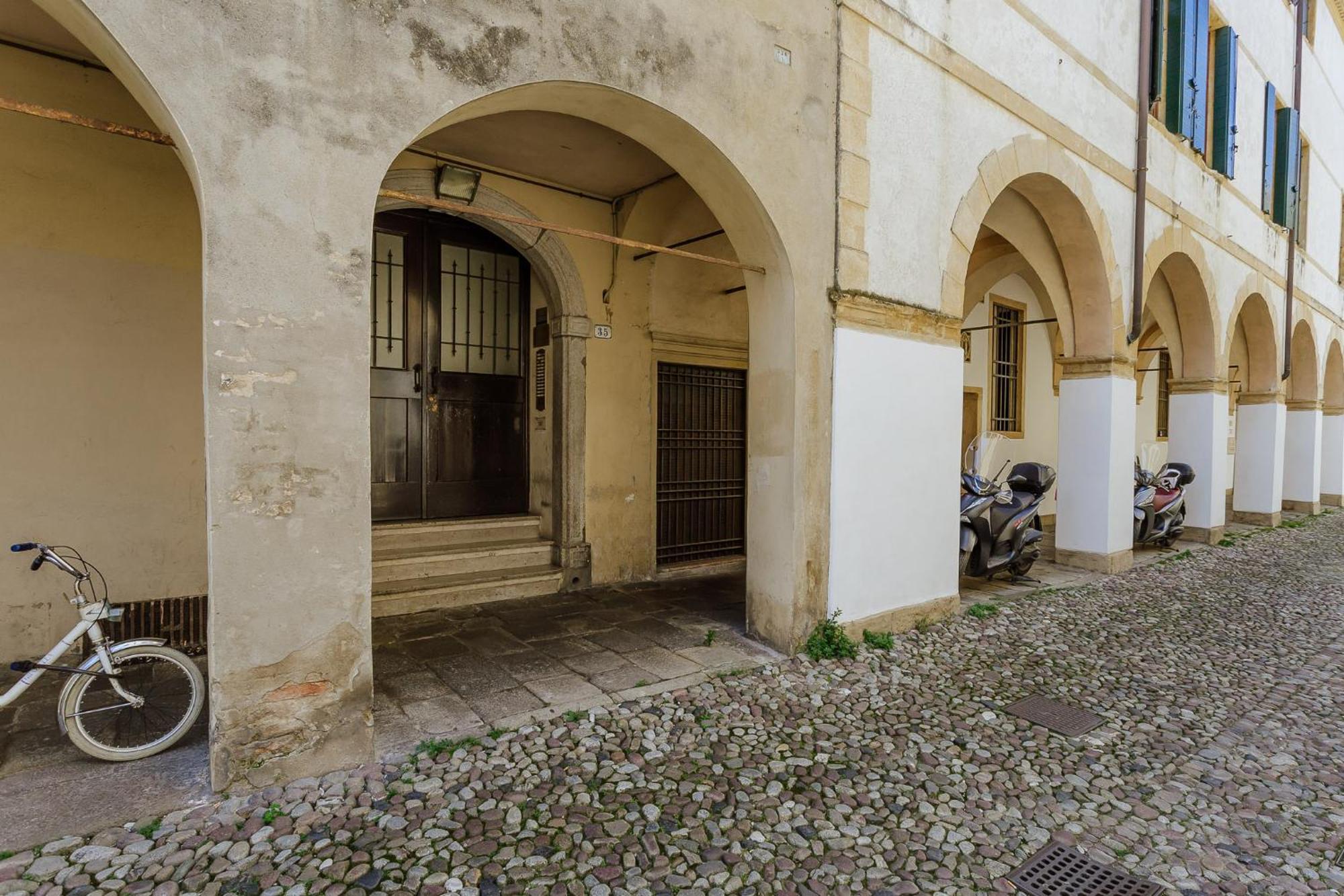 Yourbanflat Clock Tower Padova Eksteriør billede